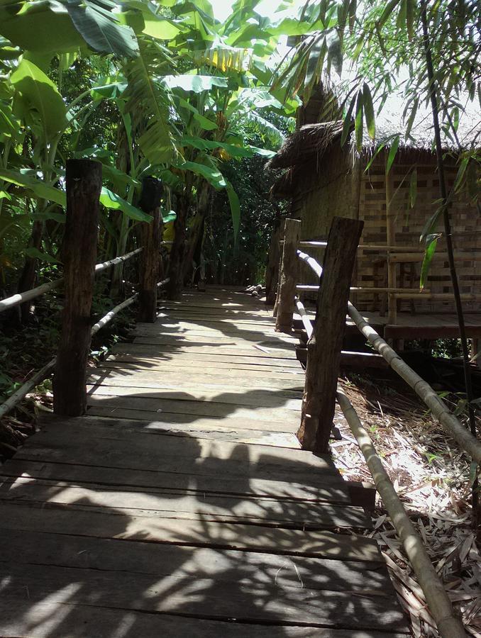 Tree Lodge Banlung Экстерьер фото