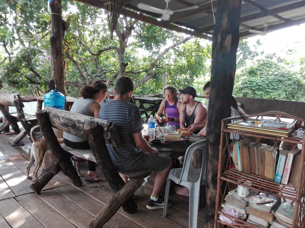Tree Lodge Banlung Экстерьер фото